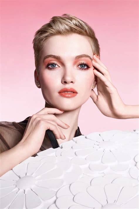 dior cosmetics spring 2021|SPRING 2021 MAKEUP COLLECTION – PURE GLOW .